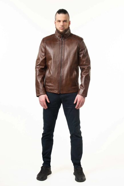 Шкіряна куртка у коричневому відтінку зі швами-8