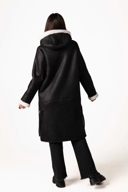 Жіноча чорна екодублянка з білим екохутром-2