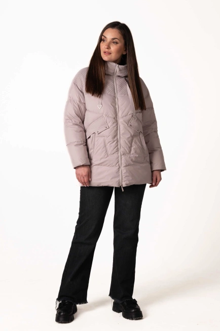 Біопуховик з фігурною прострочкою та капюшоном-9