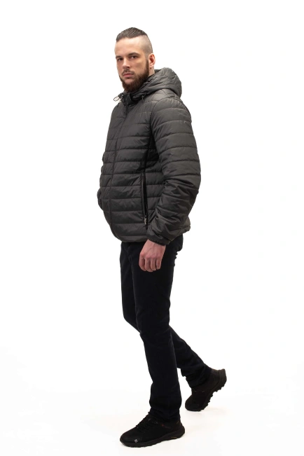 Чоловіча куртка сірого кольору стьобана-5