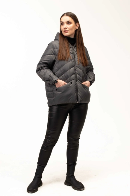 Демисезонная серая куртка с капюшоном-7
