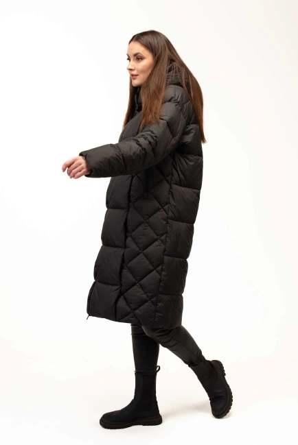 Женский черный зимний биопуховик со стежкой-5