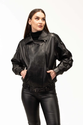 Жіноча чорна шкіряна куртка під резинку з комірцем