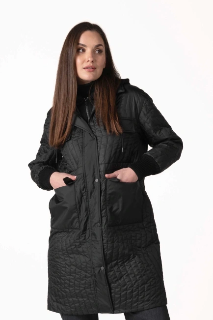 Жіноча демісезонна куртка на синтепоні чорна-4