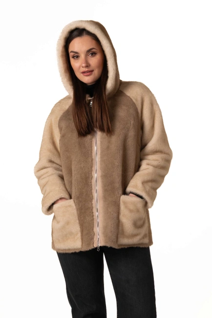 Шуба з екохутра в бежевих відтінках-4