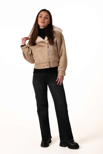 Жіноча екодублянка-бомбер бежевого кольору-8